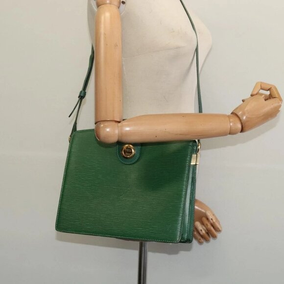 LOUIS VUITTON Epi Capuchin Shoulder Bag Green M52344 LV Auth 129902 - Picture 3 of 16